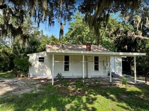 1318 Neely Dr in Leesburg, FL - Building Photo - Building Photo