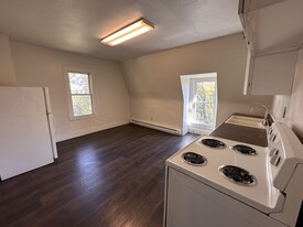 928 Willey St, Unit 1