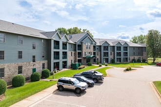 Majestic Greens in Ham Lake, MN - Building Photo - Building Photo