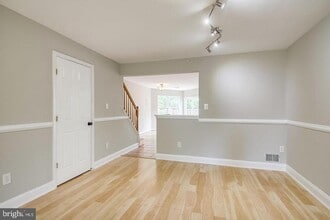 13600 Rumsey Ct in Bristow, VA - Building Photo - Building Photo