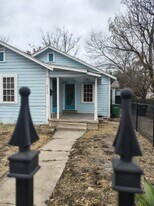 735 Waverly Ave in San Antonio, TX - Building Photo