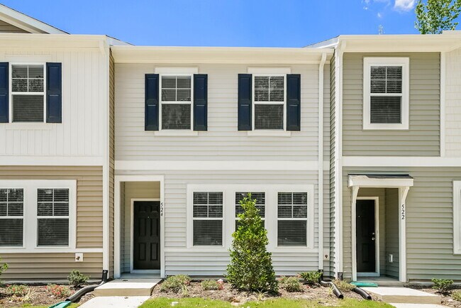 524 Landing View Dr in Wendell, NC - Foto de edificio - Building Photo