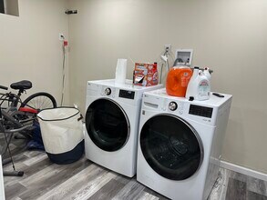 22 Highview Dr in Woodbridge, NJ - Building Photo - Building Photo