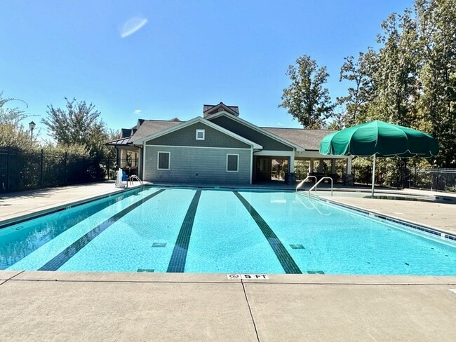 property at 1435 Bramblewood Dr