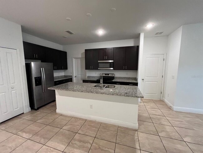 124 Roger Williams Rd in Apopka, FL - Building Photo - Building Photo