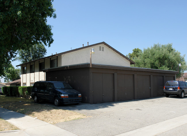 1097 Richland St in Ontario, CA - Building Photo - Building Photo