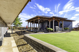 Outback Roadhouse Apartments in Branson, MO - Building Photo - Building Photo