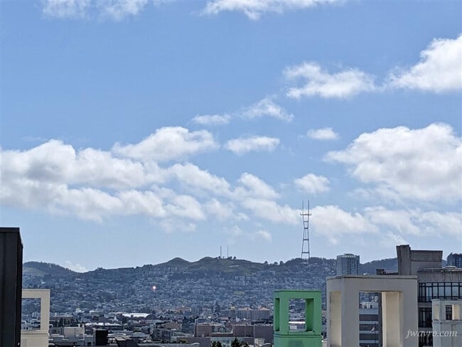 property at 77 Dow Pl