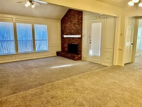 1318 Mission St in Duncanville, TX - Building Photo - Building Photo