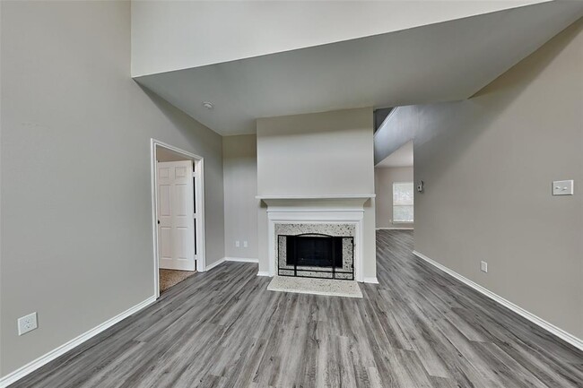 17922 Eagle Pass Falls Ct in Humble, TX - Foto de edificio - Building Photo