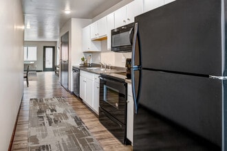 Elevate Student Living in Green Bay, WI - Building Photo - Building Photo