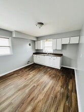 5851 N 61st St in Milwaukee, WI - Building Photo - Building Photo