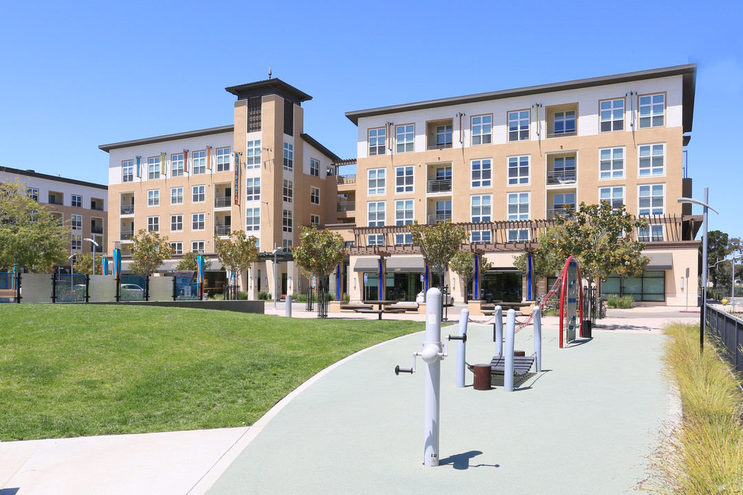 The Plaza in Foster City, CA - Foto de edificio