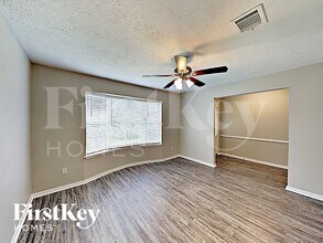 7123 Foxmar Ln in Humble, TX - Building Photo - Building Photo