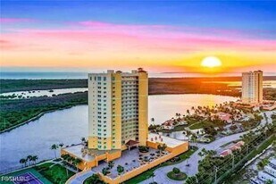 12601 Mastique Beach Blvd in Ft. Myers, FL - Building Photo