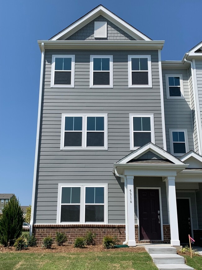 property at 5316 Daydream Dr