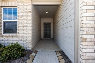 5903 Grantgrala Dr in Katy, TX - Foto de edificio - Building Photo