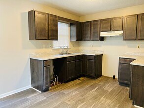 404 A Poplar St in Asheboro, NC - Building Photo - Building Photo