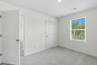 30 Lancelot Cv in Jasper, AL - Building Photo - Building Photo