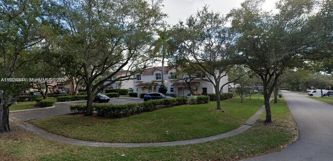 11610 NW 37th St in Coral Springs, FL - Building Photo - Building Photo