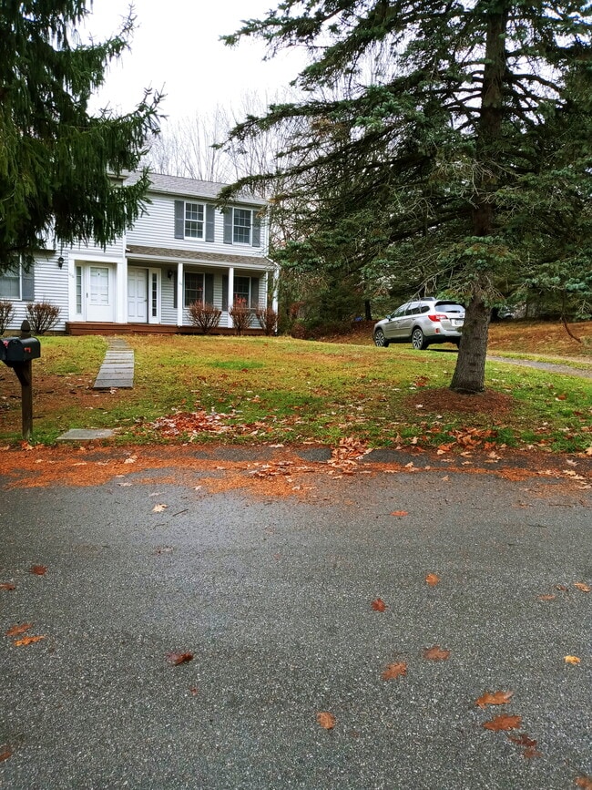 114 Clarette Rd, Unit 114