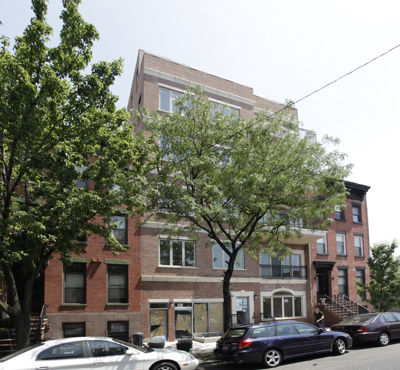 51 Woodhull St in Brooklyn, NY - Foto de edificio