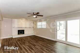 3923 Treeline Dr in Dallas, TX - Building Photo - Building Photo