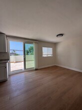 1734 Prospect Ave in Hermosa Beach, CA - Building Photo - Building Photo
