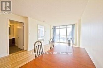 11-611 Brunel Ct in Toronto, ON - Building Photo - Building Photo