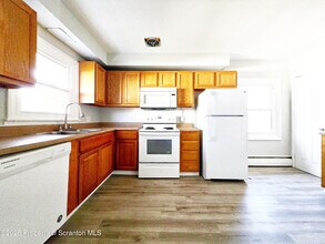 285 Lyndwood Ave in Wilkes-Barre, PA - Building Photo - Building Photo