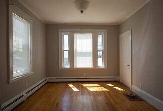 15 School St in Gloucester, MA - Building Photo - Building Photo