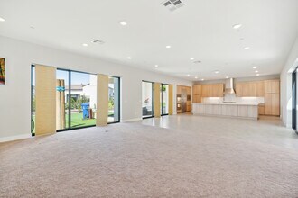 5315 Morning Sage Way in San Diego, CA - Building Photo - Building Photo