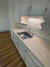 5 Dartmouth St in Biddeford, ME - Building Photo - Building Photo