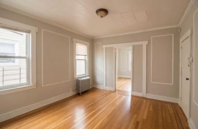 7 Sager Pl in Irvington, NJ - Building Photo - Building Photo