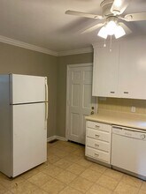 1562 Mitchell Ave in Tallahassee, FL - Building Photo - Building Photo