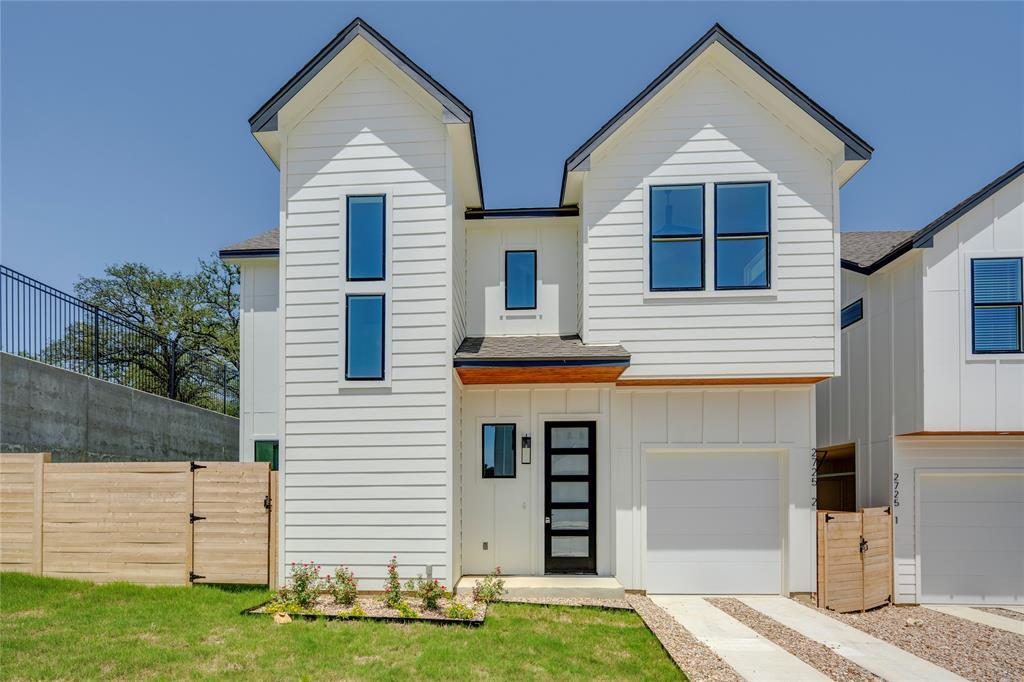 2725 Bristol Dr in Austin, TX - Building Photo