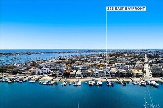 225 E Bay Front, Unit C5 in Newport Beach, CA - Building Photo - Building Photo