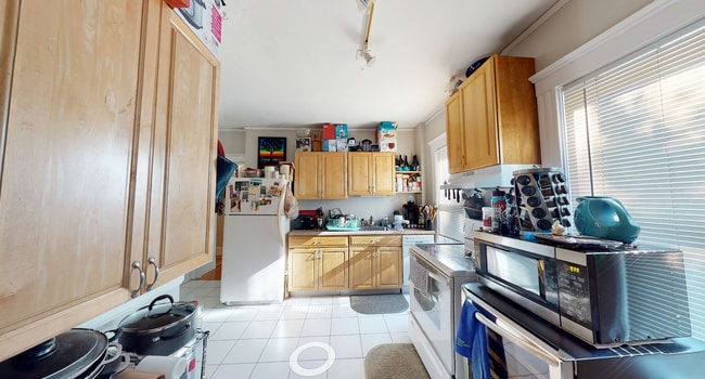 8 Chapman Pl, Unit #2 in Cambridge, MA - Building Photo - Building Photo