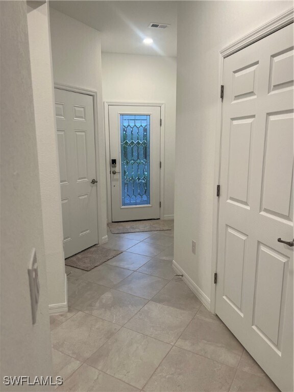 2827 Blossom Wy in Naples, FL - Building Photo - Building Photo