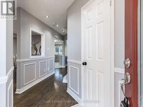 25 Horsham St in Brampton, ON - Building Photo - Building Photo