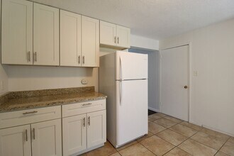 7729 Conser in Overland Park, KS - Building Photo - Building Photo