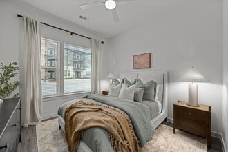 Junewood in Buda, TX - Foto de edificio - Building Photo