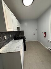 587 Dr Martin Luther King Jr Blvd, Unit 2 in Newark, NJ - Building Photo - Building Photo