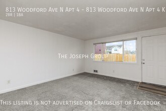 813 Woodford Ave N, Unit 813 Woodford Ave N Apt 4 Kent in Kent, WA - Foto de edificio - Building Photo