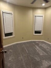 68 Eastwood Pl, Unit 1 in Buffalo, NY - Building Photo - Building Photo