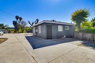 856 S Gregory St in San Diego, CA - Building Photo - Building Photo