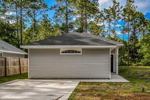 1036 W 7th St in St. Augustine, FL - Building Photo