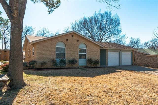 611 Johns Dr in Euless, TX - Building Photo - Building Photo