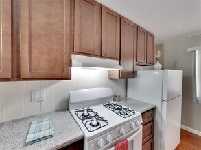 2000 Linden St in Oakland, CA - Building Photo - Building Photo