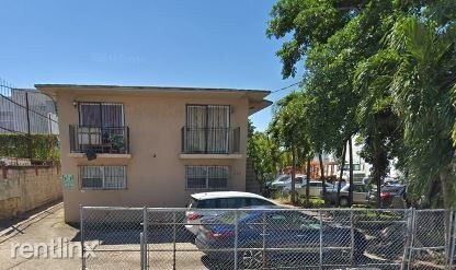 668 NW 31st St in Miami, FL - Building Photo